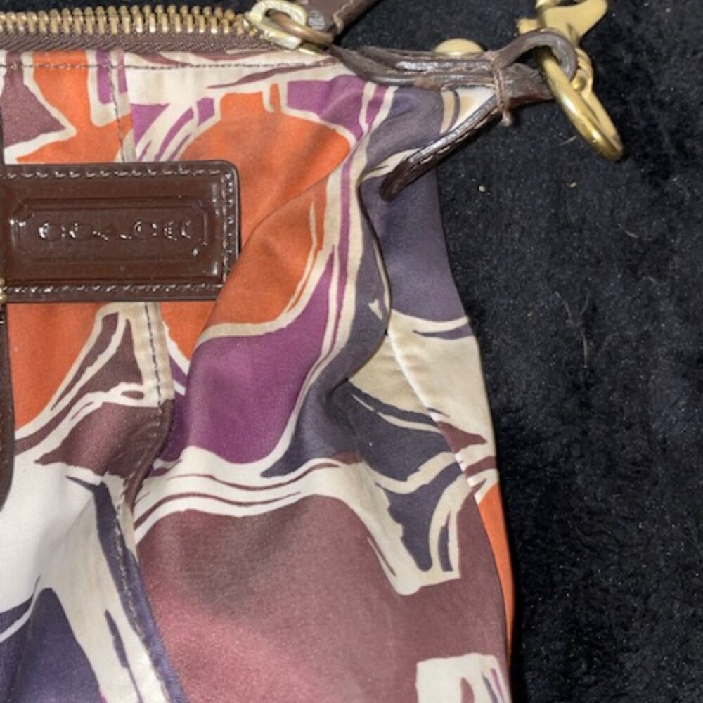 Coach Shoulder Purse - Picture 6 of 9